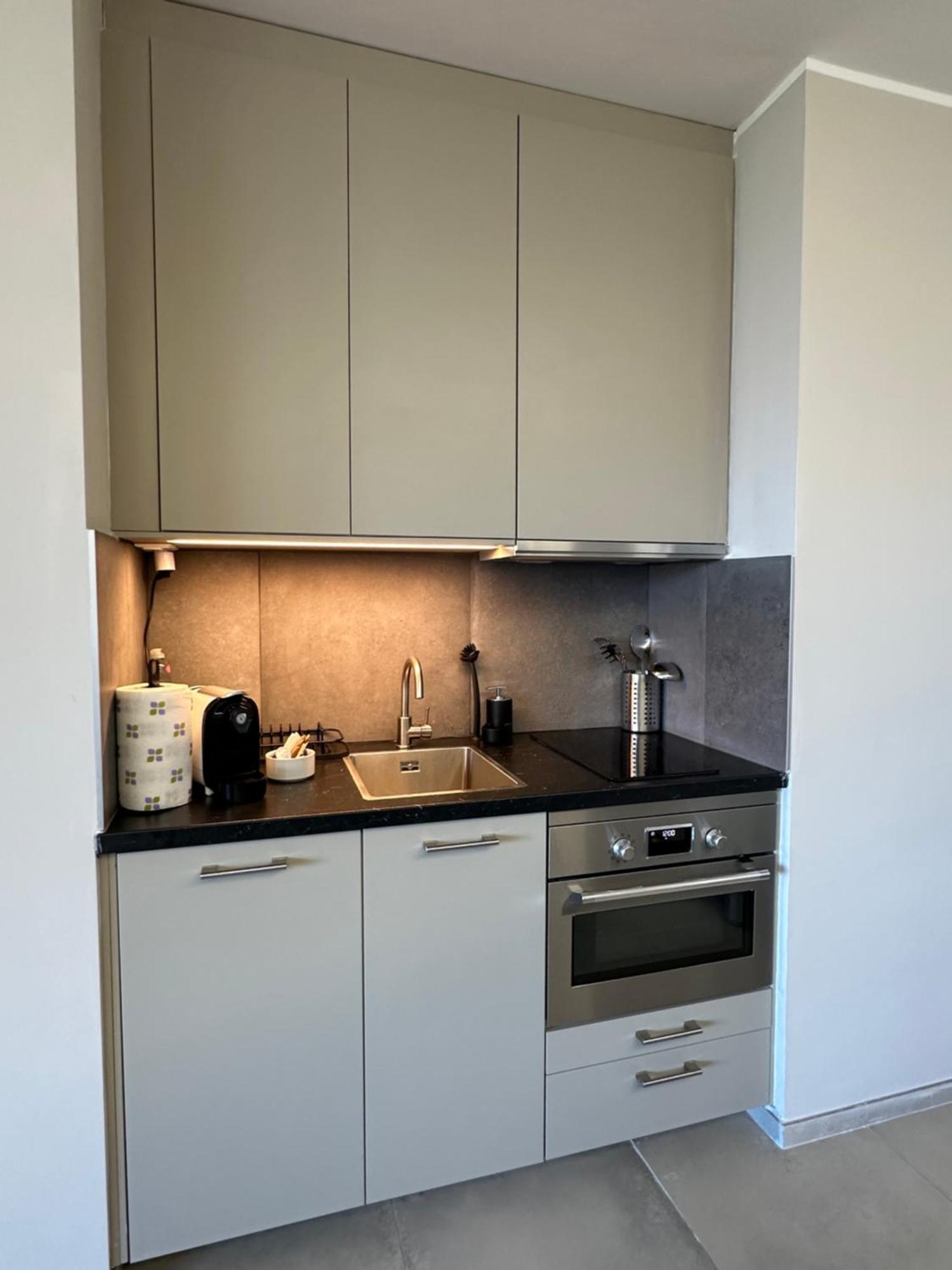 Bellavista Apartment Bissone Eksteriør billede